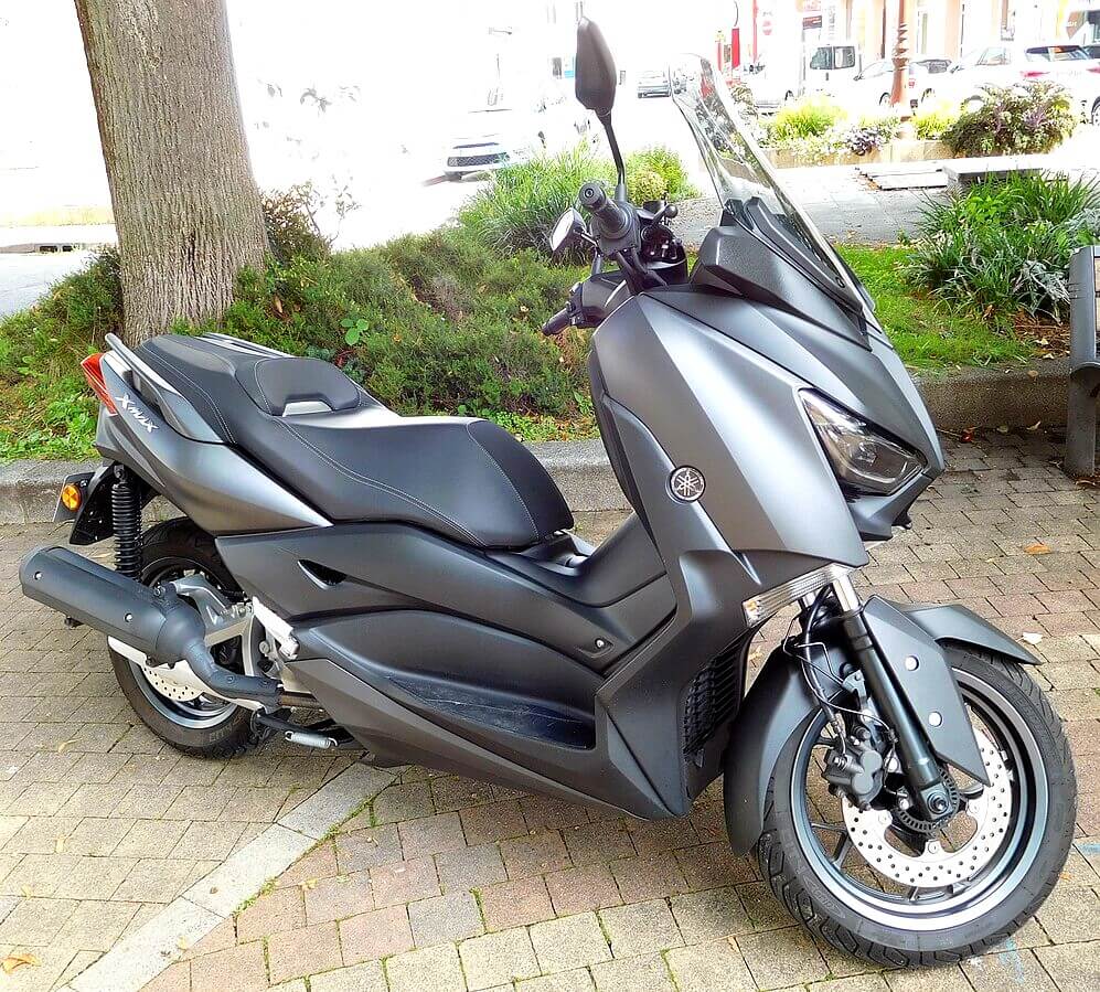 Yamaha XMAX 125